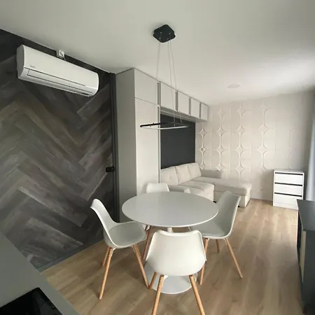 Apartament Kertvarosi Ibrany
