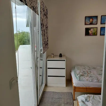Kertvarosi Apartment *