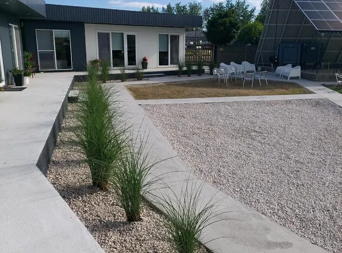 Kertvarosi Apartment