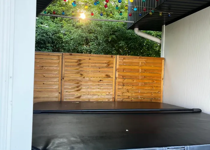 Kertvarosi Apartment *